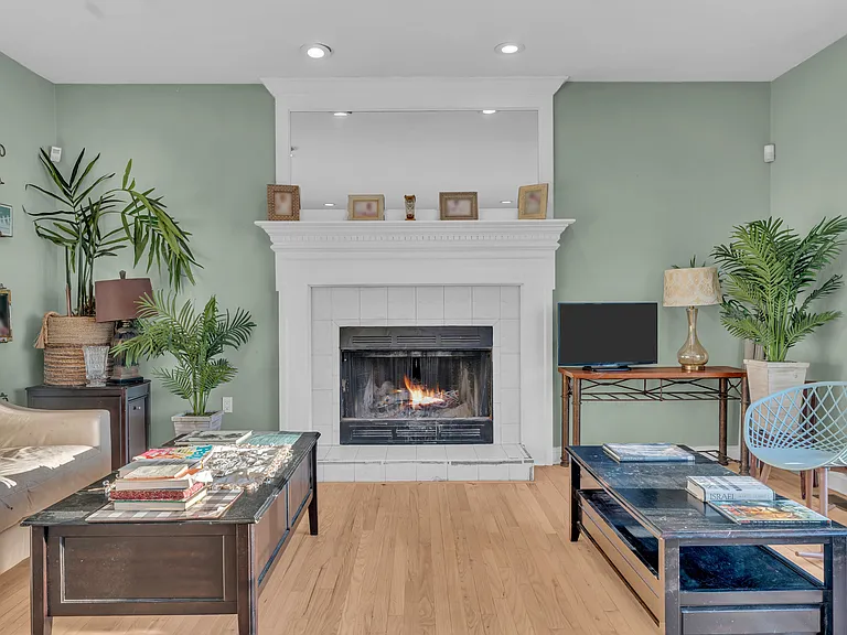 21A Old Queens Ct — Photo 18