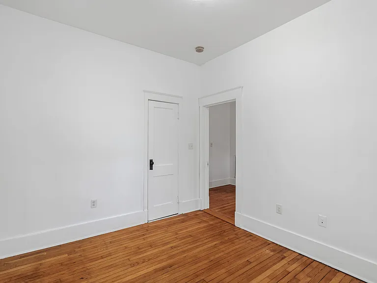 2315 Linden Ave #1 — Photo 7