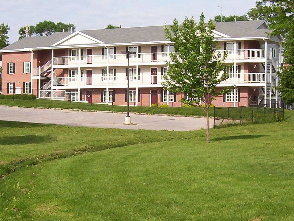 1st image of 4517 Stockwell St APT 8