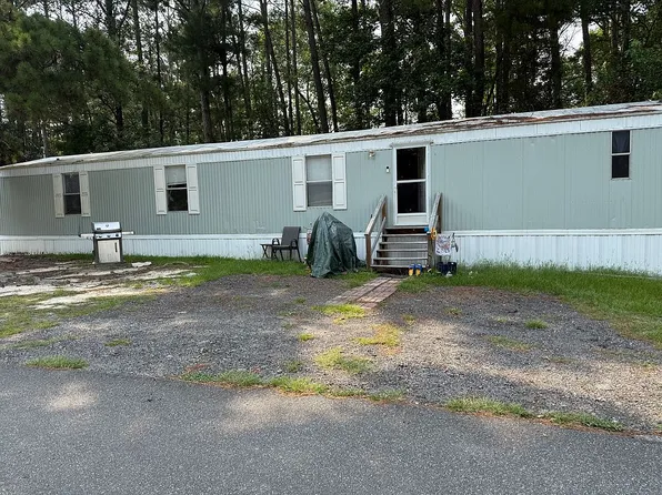120 Pam St, Hamlet, NC 28345