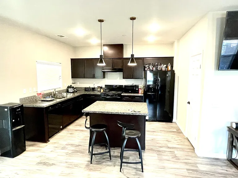 31810 Ives Ct — Photo 3