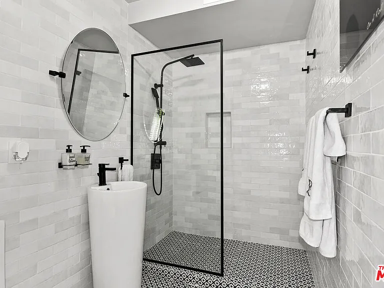 5176 Don Pio Dr — Photo 15