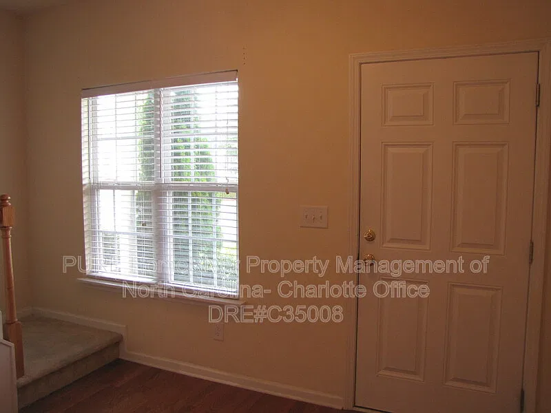 3 bed, 2.5 bath, 1553 sqft, $1,850 — Photo 3