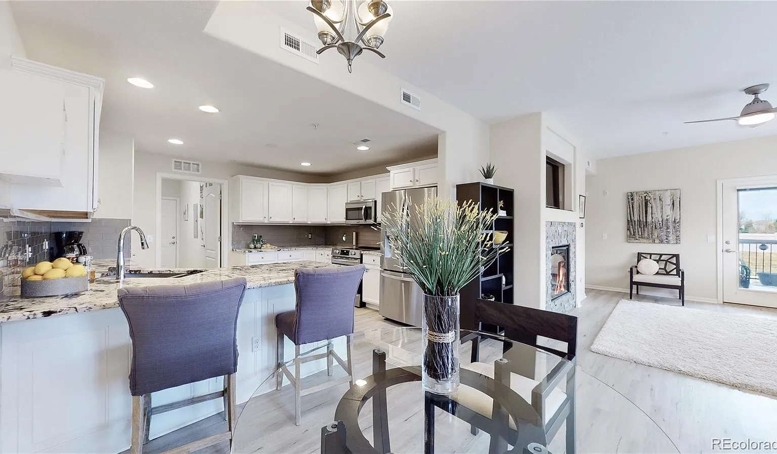 Legacy Villas Condos — Photo 4