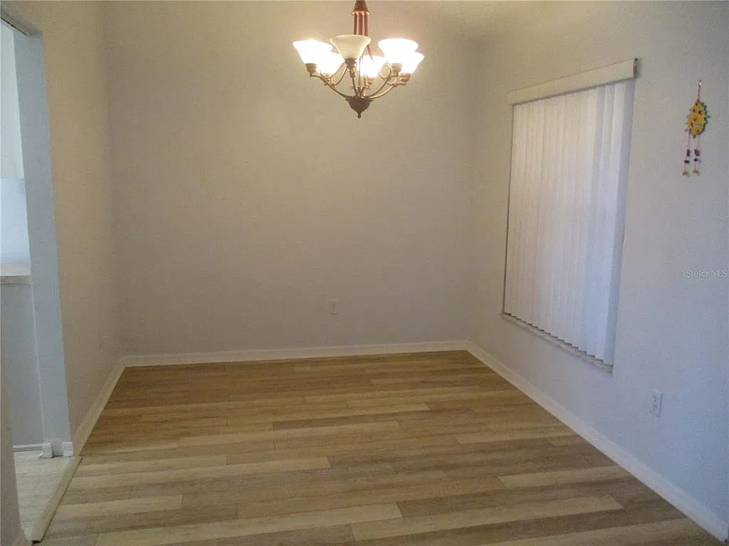 2 bed, 2.0 bath, 1371 sqft, $1,800 — Photo 4
