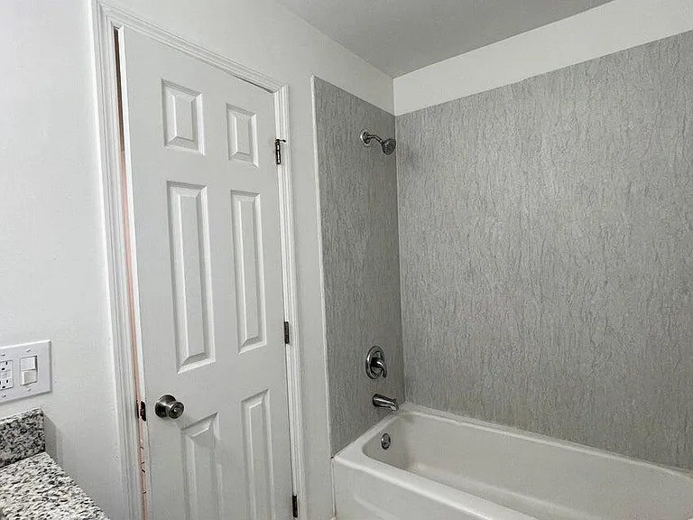 4606 SE Binnacle Way #3 — Photo 5