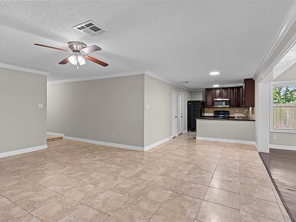 4th image of 11307 Beauvoir Dr