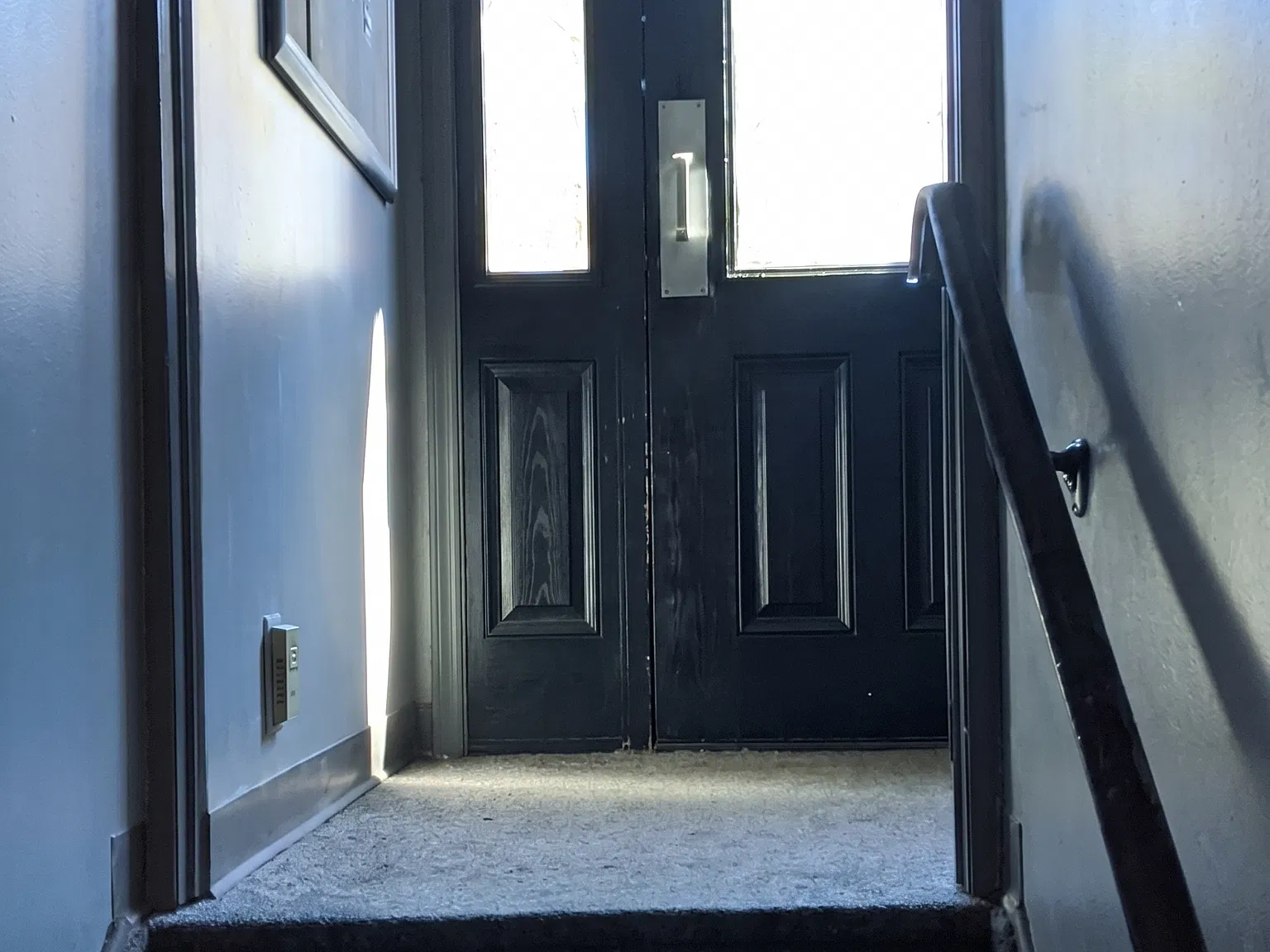 2 bed, 1.5 bath, 1025 sqft, $2,175 — Photo 2
