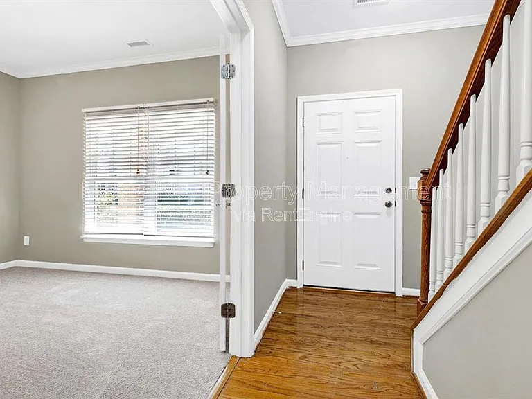 316 Kinellan Ln — Photo 29