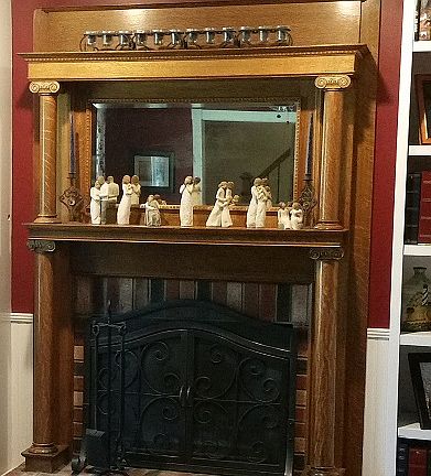Antique Mantle&Gas Fireplace