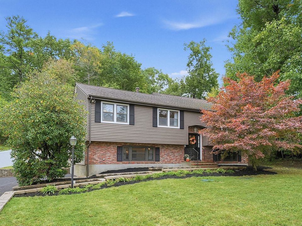 1st image of 21 Andrew Cir