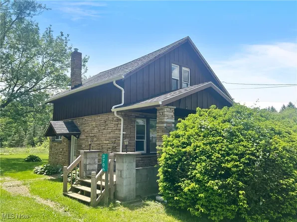3706 Eastern Rd, Norton, OH 44203