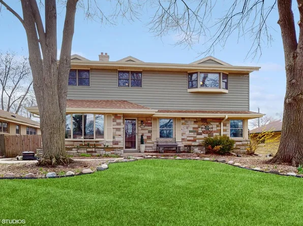 2955 South 93rd STREET, West Allis, WI 53227