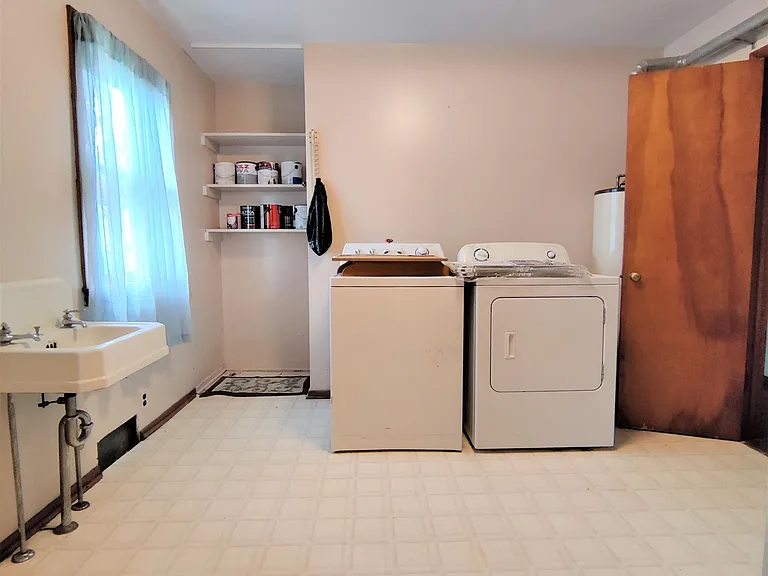 211 Wyoming Ave — Photo 11