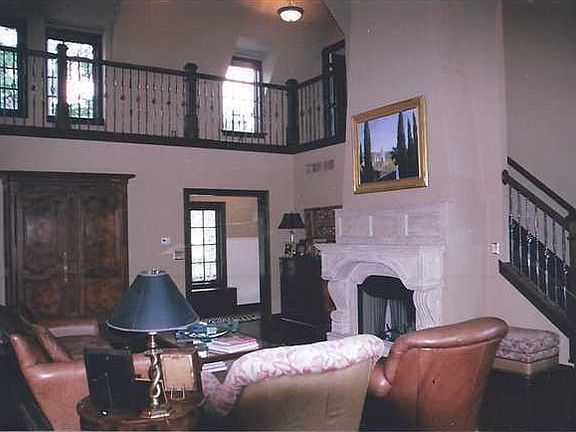 Great Room with Balcony