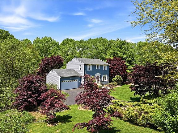 4th image of 130 Village Hill Ln