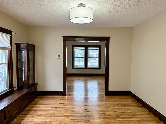 4th image of 1633 Orchard Grove Ave