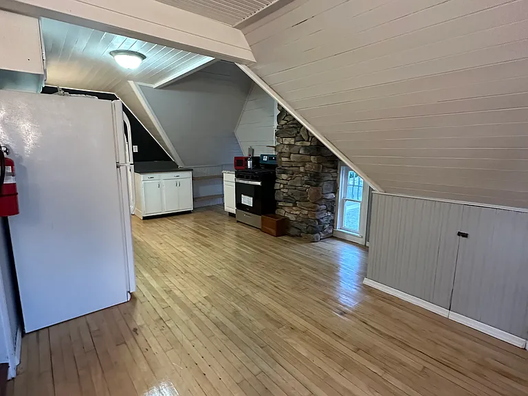 29 Main St #3 — Photo 1