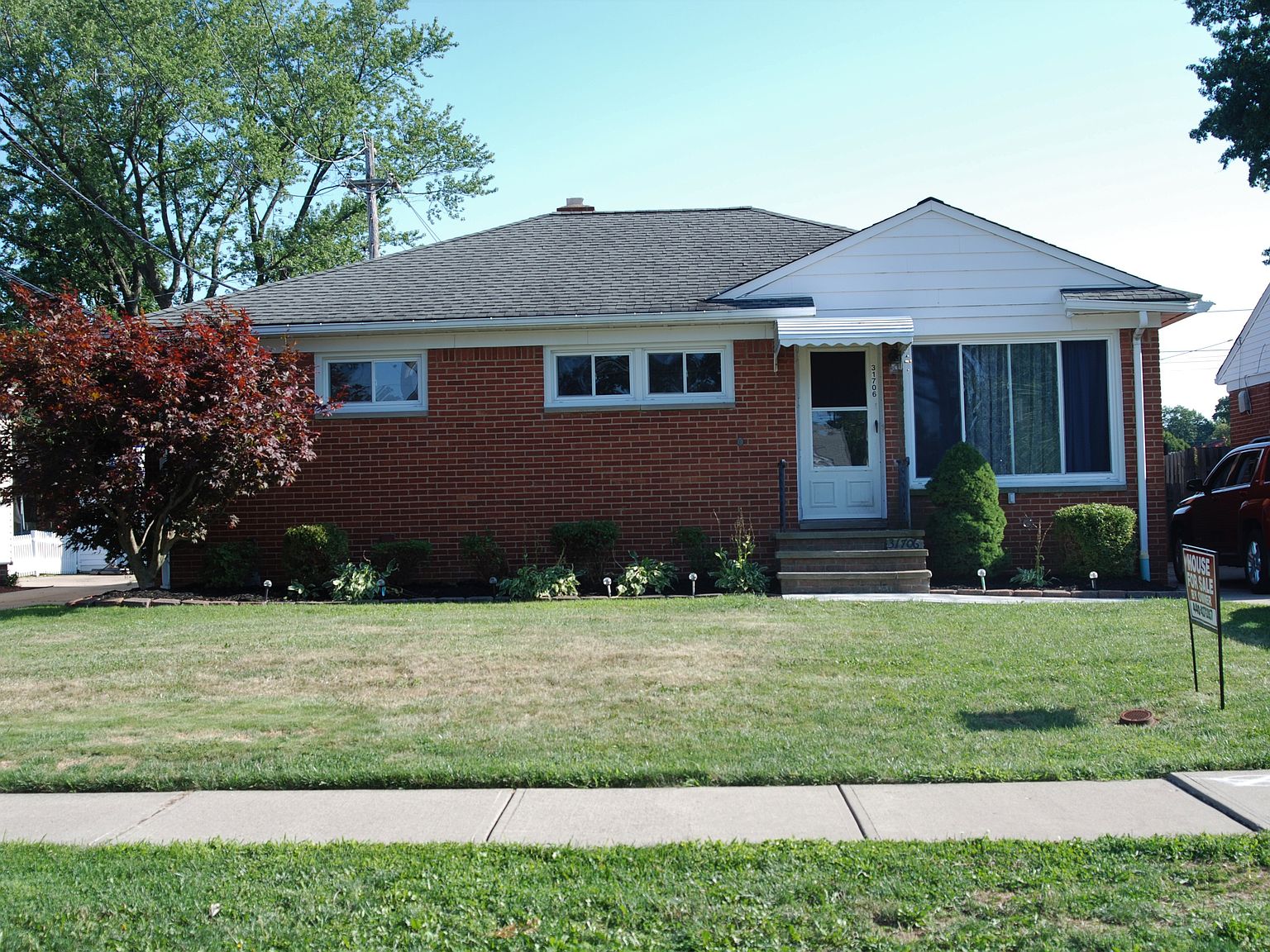 31706 Royalview Dr, Willowick, OH 44095 Zillow