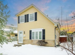 18 Barwood Cres, Kitchener, ON N2E1V1