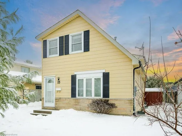 18 Barwood Cres, Kitchener, ON N2E 1V1
