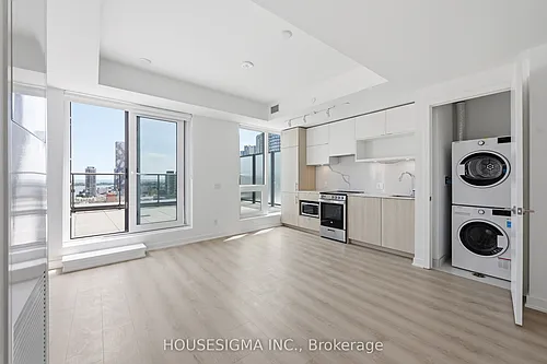 100 Queen St E #2706 Photo 1