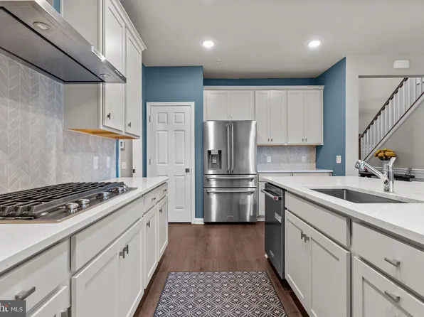4008 Marquis Ln, Jamison, PA 18929