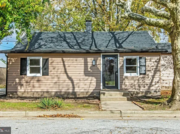 112 Michigan Rd, Pennsville, NJ 08070
