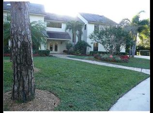 2580 Greenbrier Dr, Delray Beach, FL 33445