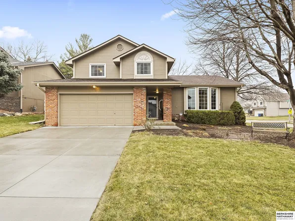 15399 Hamilton St, Omaha, NE 68154