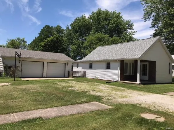 606 Livingston St, Taylor Springs, IL 62089