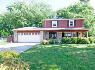 722 Ridge Rd, Lebanon, OH 45036