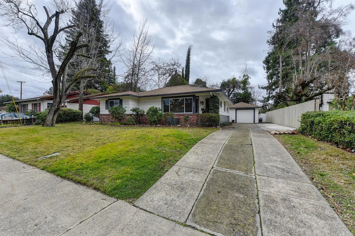 248 Folsom Rd photo 1