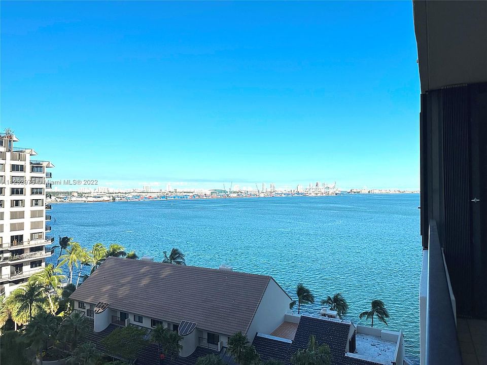 1st image of 520 Brickell Key Dr APT A1102