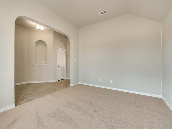 5th image of 1608 Jupiter Ln