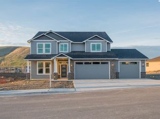 22010 Berry Dr, Benton City, WA 99320