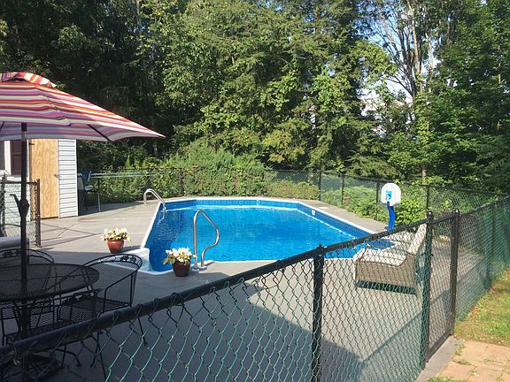 Salt water in ground pool