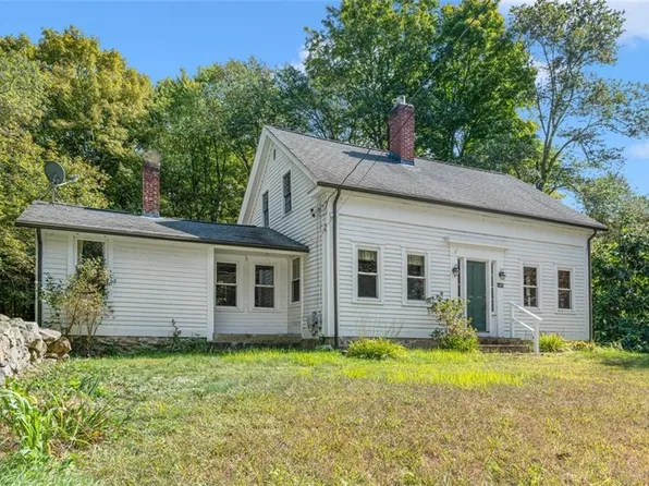 1462 Plainfield Pike, Scituate, RI 02815