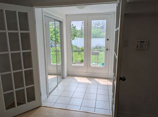 1565 Somergrove Cres #BASEMENT, Pickering, ON L1X 2J5