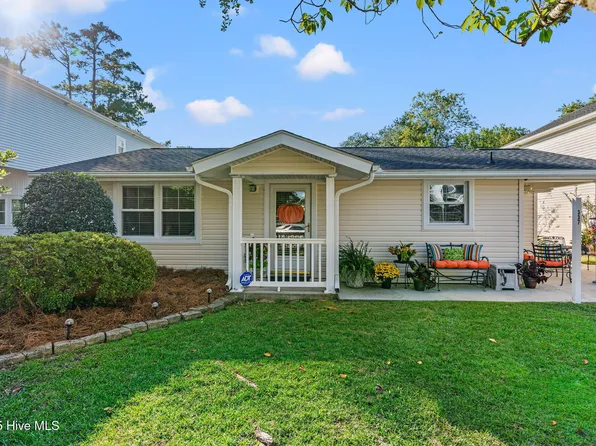 337 NE 46th Street, Oak Island, NC 28465