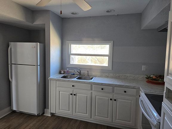 5th image of 2679 Everetts Ln