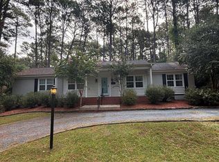 1075 Inverness Rd, Southern Pines, NC 28387