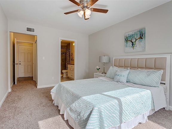 5th image of 32 E Mankato St