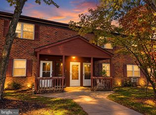 902 Garnet Dr, Burlington, NJ 08016