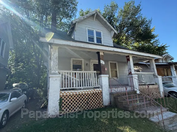 327 E Stuart Ave, Decatur, IL 62526