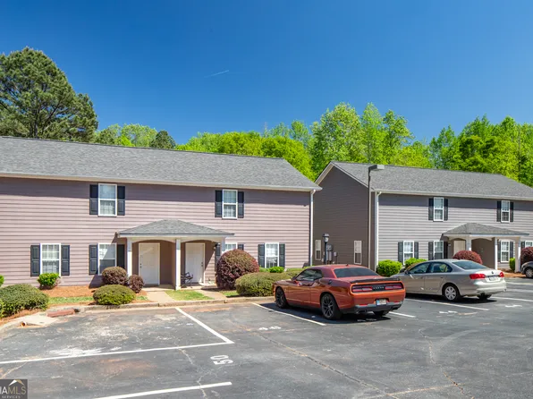 878 Hospital Rd, Commerce, GA 30529