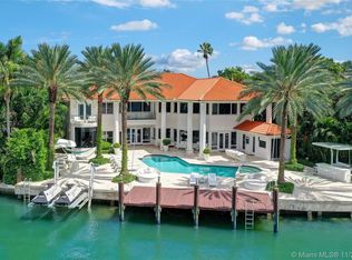 4380 N Bay Rd, Miami Beach, FL 33140