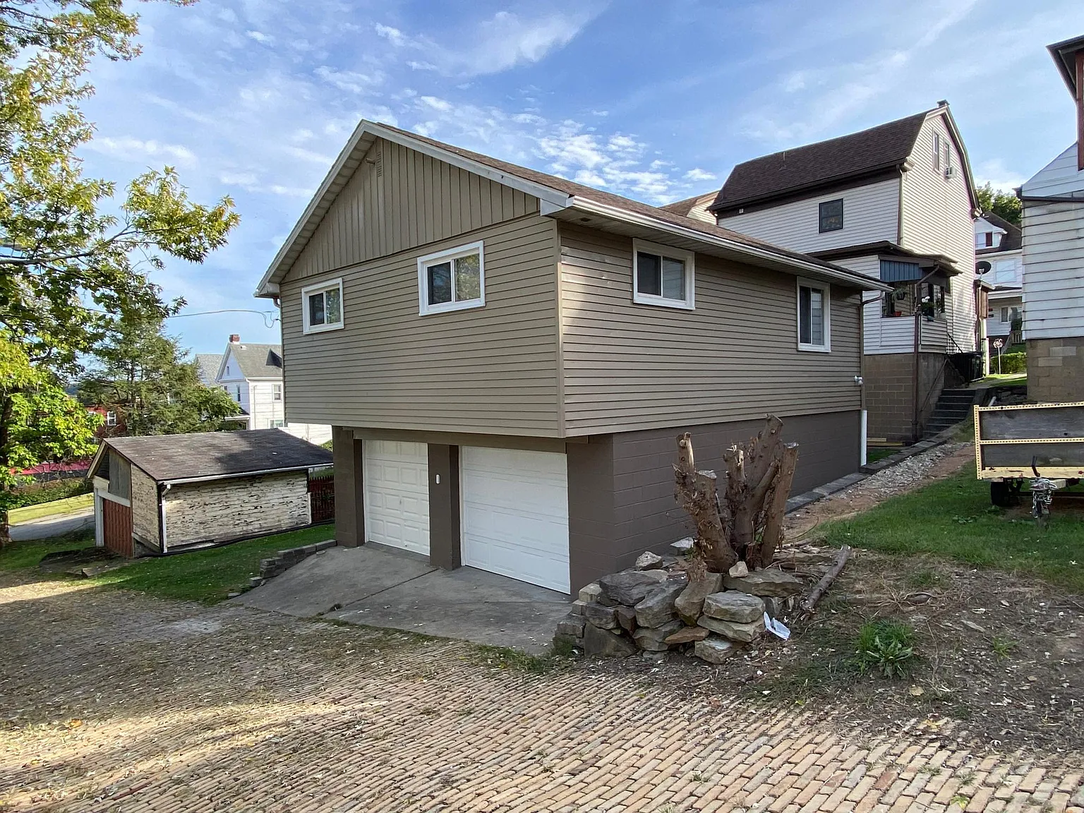 103 Onyx Ave — Photo 1