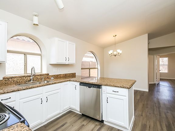 4th image of 9412 E Posada Ave