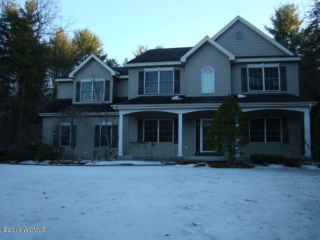 1st image of 20 Quincy Ln